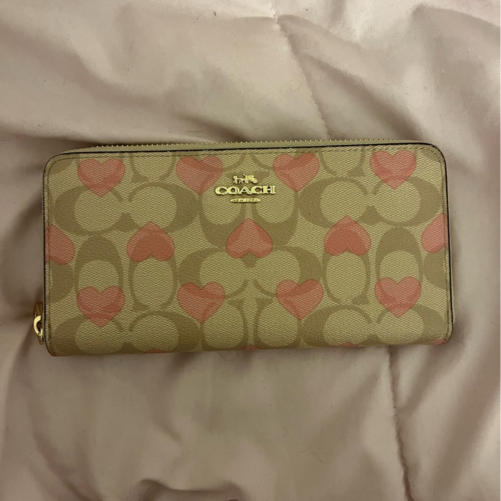 Coach monogram heart wallet